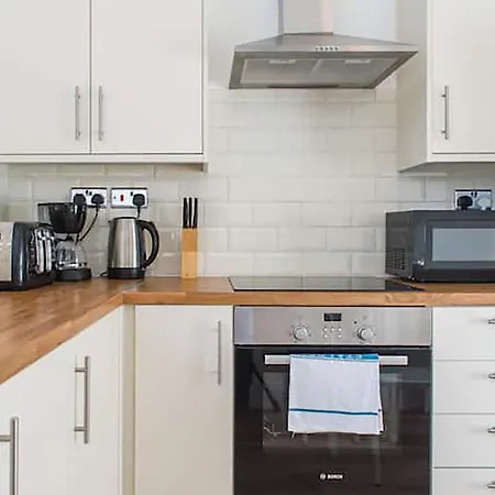 بيت للعطل Shirehampton