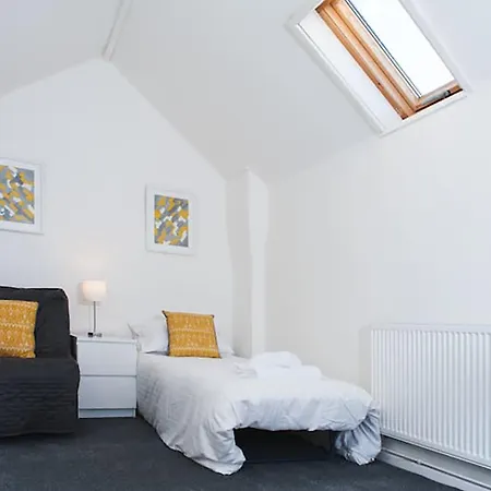 Shirehampton Feriehus *